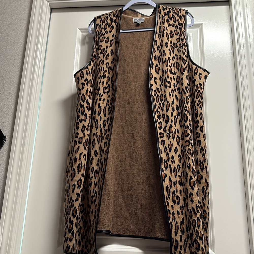 JM Collection women 2x leopard print long vest non leather trim heavy cotton